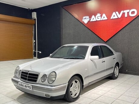 Mercedes E 240