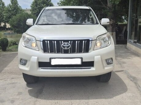 Toyota Land Cruiser Prado 2010