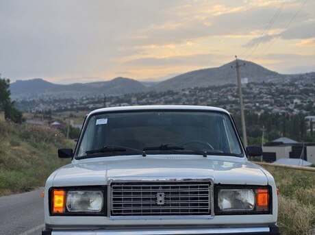 LADA (VAZ) 2107