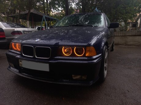 BMW 320 1995