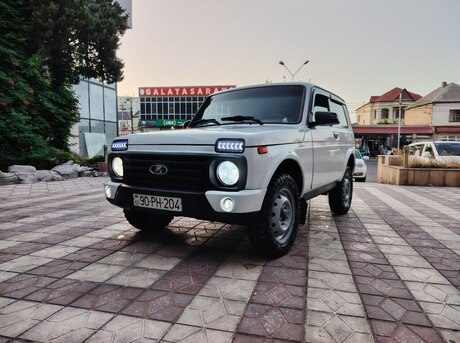 LADA (VAZ) Niva