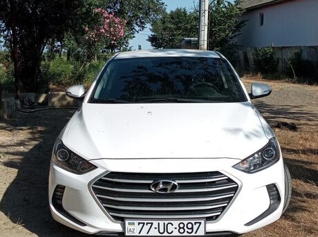 Hyundai Avante 2016