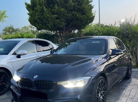 BMW 330