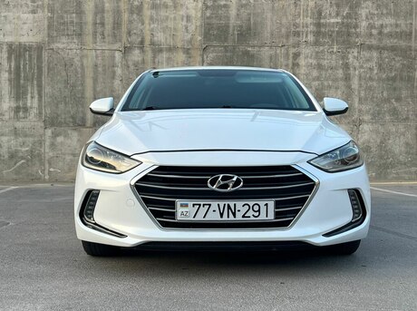 Hyundai Elantra 2017