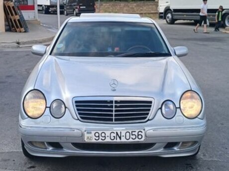 Mercedes E 240 2000