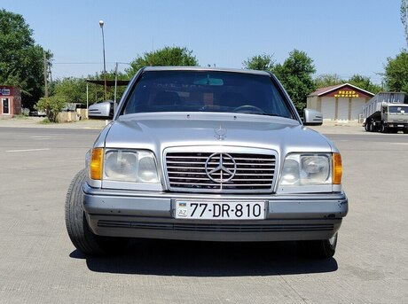 Mercedes E 300 d 1994