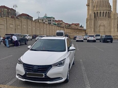 Changan Alsvin 2021