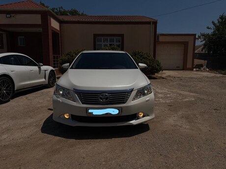 Toyota Camry 2013