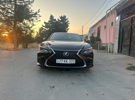 Lexus ES 300h
