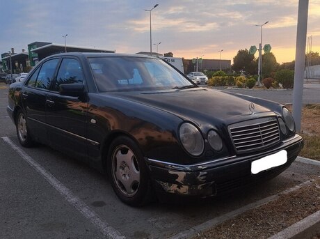 Mercedes E 240 1998