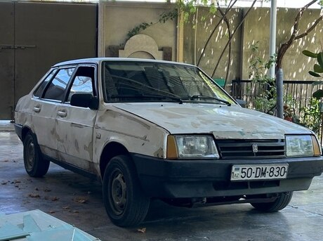 LADA (VAZ) 21099 1999