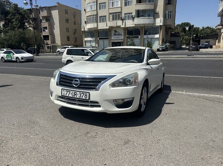 Nissan Altima