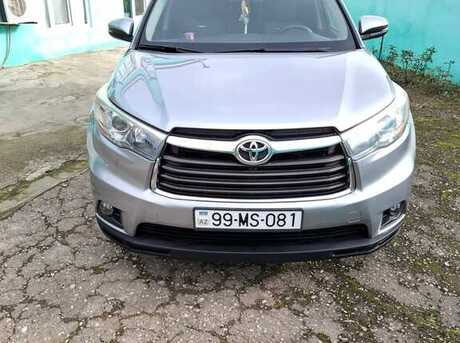 Toyota Highlander 2015