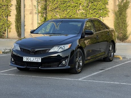 Toyota Camry 2014