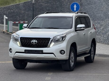 Toyota Land Cruiser Prado 2013