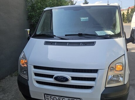 Ford Transit 2010