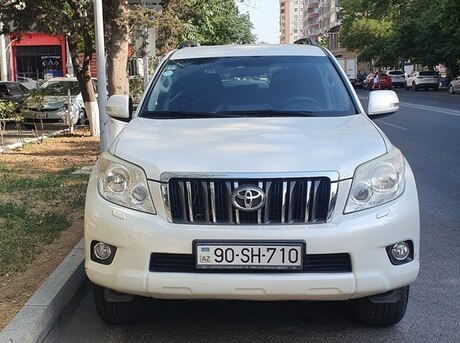 Toyota Land Cruiser Prado 2013