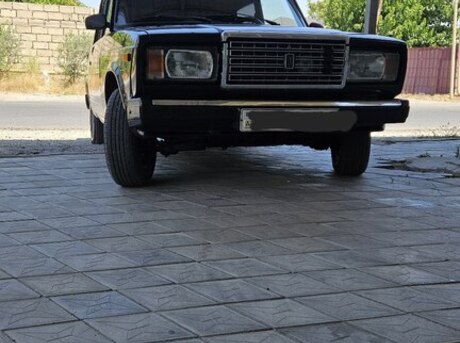 LADA (VAZ) 2107