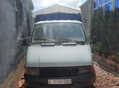 GAZ 33021 2000