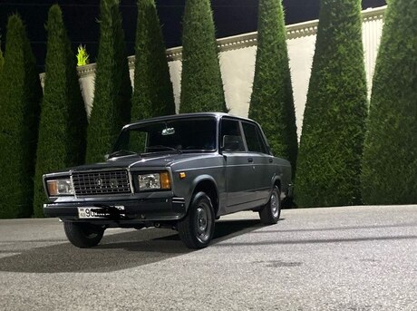 LADA (VAZ) 2107