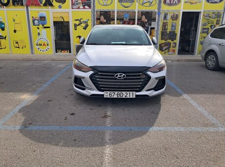 Hyundai Elantra 2017