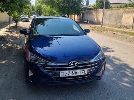 Hyundai Elantra 2019