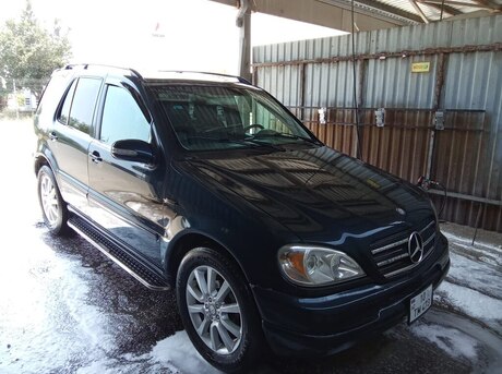 Mercedes ML 350 4MATIC 2000