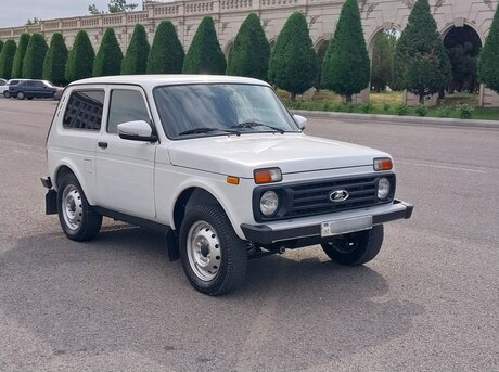LADA (VAZ) Niva 2018
