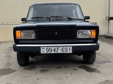 LADA (VAZ) 2107