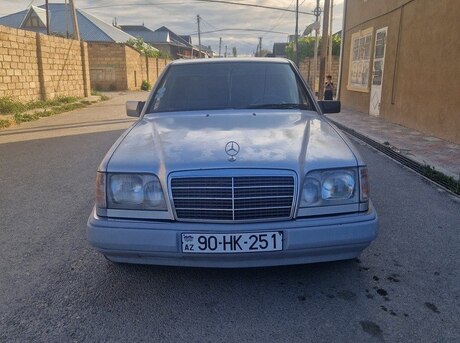 Mercedes E 220 1993
