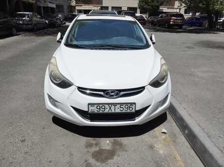 Hyundai Elantra 2012