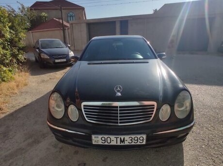 Mercedes E 270 2003