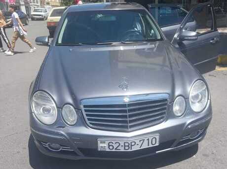 Mercedes E 220 d 4MATIC 2008