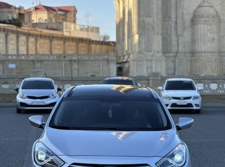 Hyundai i40 2011