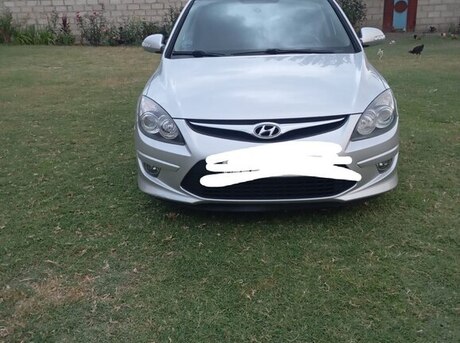 Hyundai i30 2011