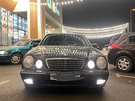 Mercedes E 200 2000