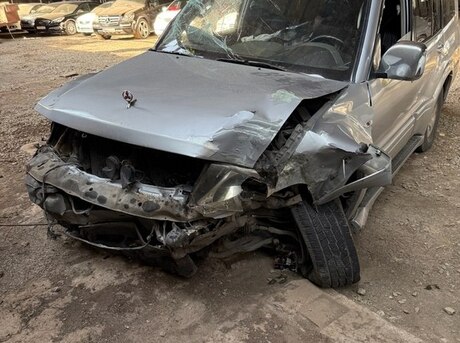Mitsubishi Pajero 2004