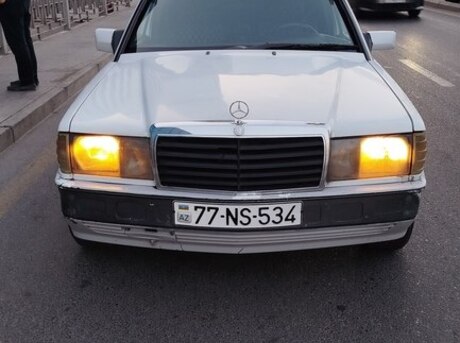 Mercedes 190 1989
