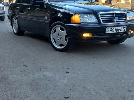 Mercedes C 230
