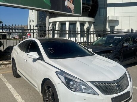 Hyundai Grandeur 2015