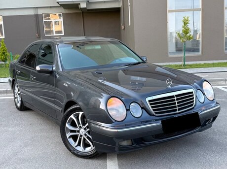 Mercedes E 240 2000