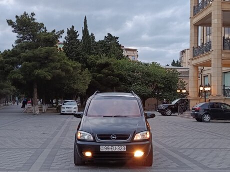 Opel Zafira 2000