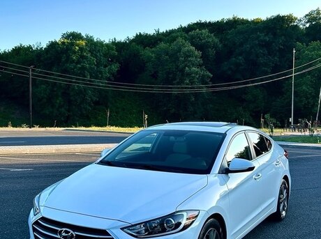 Hyundai Elantra 2018