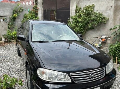 Nissan Sunny 2005