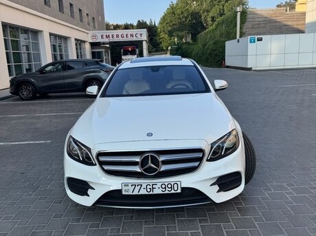 Mercedes E 300