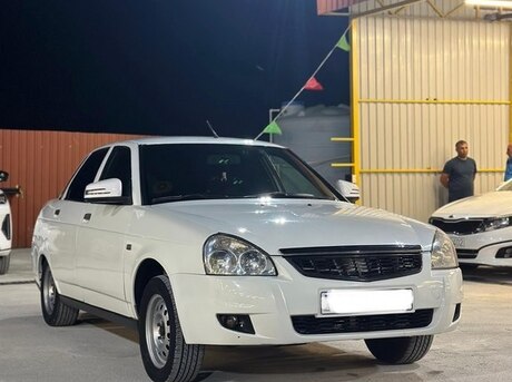 LADA (VAZ) Priora 2017