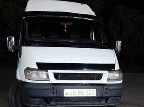 Ford Transit 2000