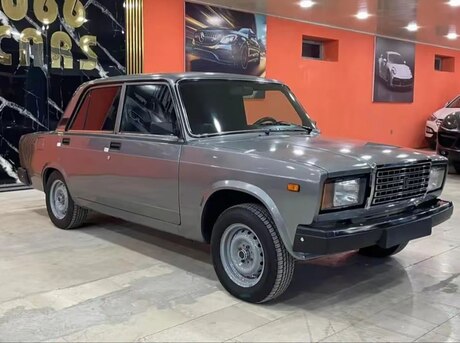 LADA (VAZ) 2107