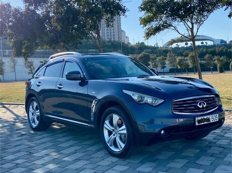 Infiniti FX35 2011