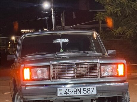 LADA (VAZ) 2107